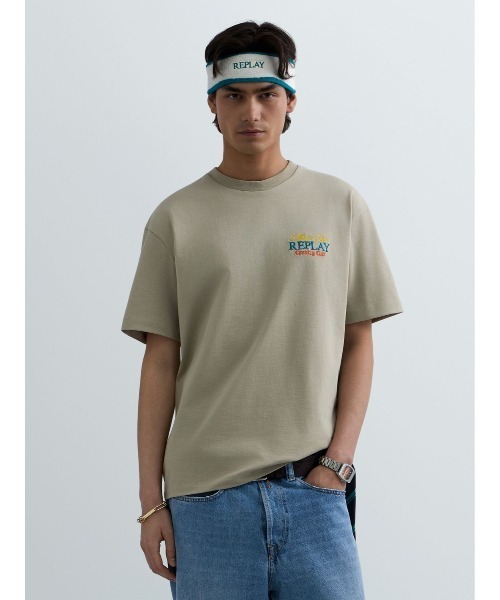 REPLAY(リプレイ)の「REPLAY × Monte Carlo Country Club オーバーサイズ Tシャツ(Tシャツ/カットソー・メンズ・ベージュ/ホワイト・LARGE/MEDIUM/SMALL/X-LARGE)」の4枚目の写真