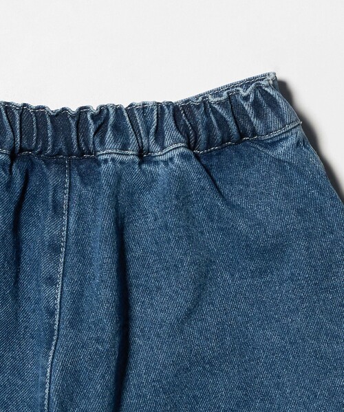 green label relaxing（グリーンレーベルリラクシング）の「デニム タックキュロット パンツ / キッズ  100cm-160cm（デニムパンツ・キッズ・コバルトブルー・160cm/150cm/120cm/140cm/110cm/130cm/100cm）」の7枚目の写真