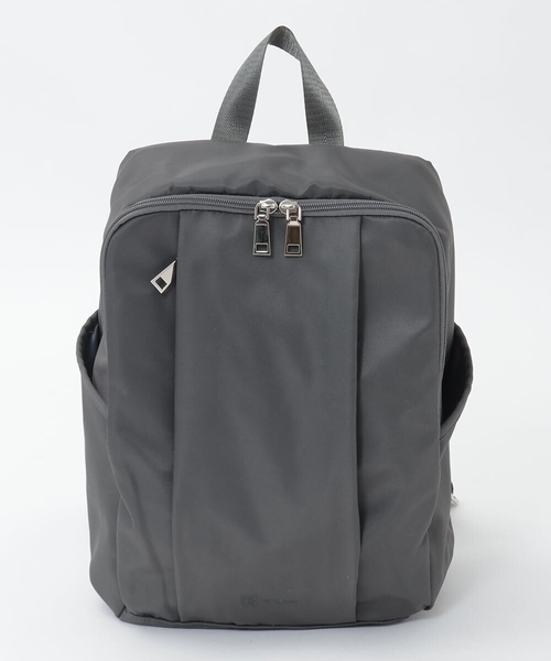 MK MICHEL KLEIN（エムケーミッシェルクラン）の「[撥水]フロントタックコンパクトリュック（バックパック/リュック・レディース・ライトベージュ/グレー/ブラック・00）」の9枚目の写真