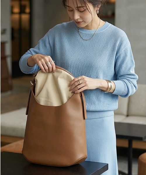 STYLE DELI（スタイルデリ）の「【DELI by】アーキテクトフォルムリアルレザーバケットバッグ（ショルダーバッグ・レディース・ブラウン/ブラック/ライトブラウン・FREE）」の6枚目の写真