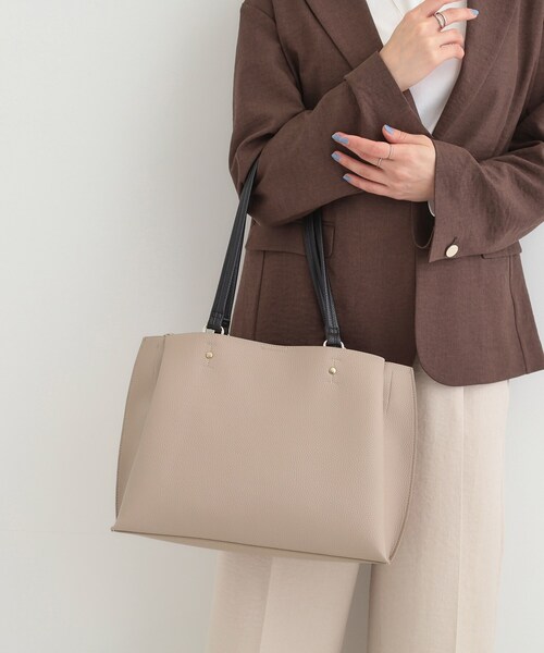 SHOO・LA・RUE(シューラルー)の「【軽量】ふわっと軽いトートバッグ【A4】(トートバッグ・レディース・グレー/ブラック/ベージュ系4・00)」の17枚目の写真