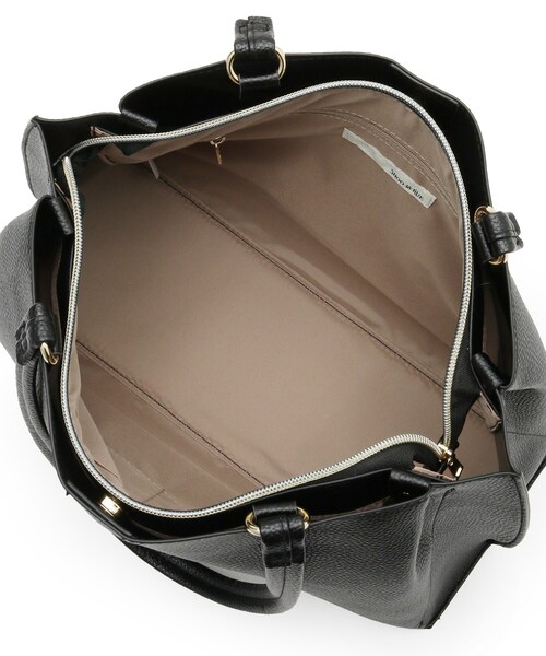 SHOO・LA・RUE(シューラルー)の「【軽量】ふわっと軽いトートバッグ【A4】(トートバッグ・レディース・グレー/ブラック/ベージュ系4・00)」の4枚目の写真