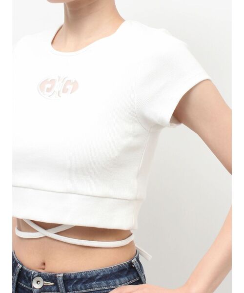 GYDA(ジェイダ)の「2WAY Symmetry GYDAクロスショートトップス(Tシャツ/カットソー・レディース・ブラック/オフホワイト・FREE)」の6枚目の写真