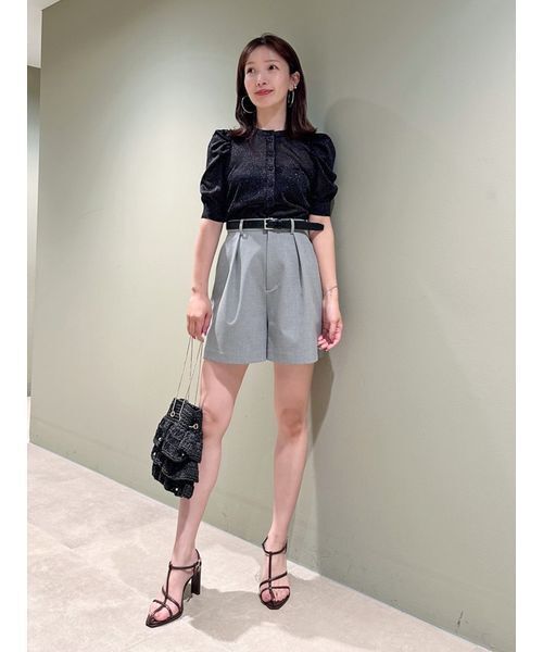 SNIDEL(スナイデル)の「シンプルショートパンツ(その他パンツ・レディース・グレー/ブラック/アイボリー・1/0)」の3枚目の写真