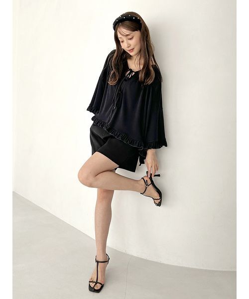 SNIDEL(スナイデル)の「シンプルショートパンツ(その他パンツ・レディース・グレー/ブラック/アイボリー・1/0)」の6枚目の写真