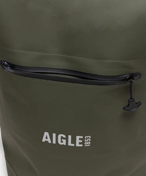 AIGLE(エーグル)の「防水 トラベルドライ バックパック25L(バックパック/リュック・レディース・イエロー/モスグリーン/ブラック・FREE)」の16枚目の写真