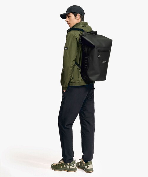 AIGLE(エーグル)の「防水 トラベルドライ バックパック25L(バックパック/リュック・レディース・イエロー/モスグリーン/ブラック・FREE)」の20枚目の写真