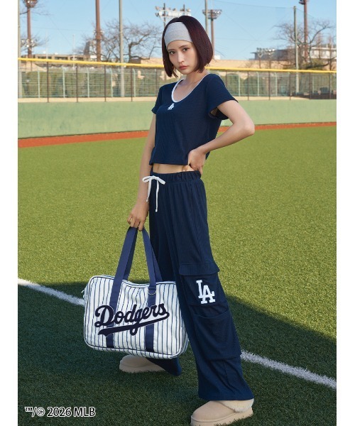 SNIDEL HOME(スナイデルホーム)の「【MLB】パイルバッグ(ハンドバッグ・レディース・ピンク/イエロー/ネイビー・F)」の4枚目の写真