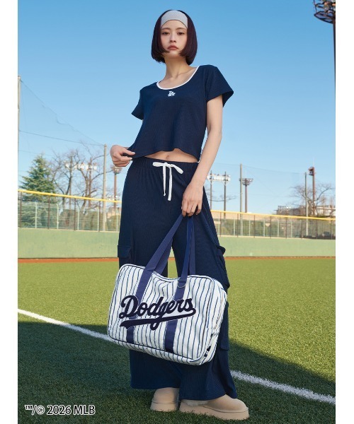 SNIDEL HOME(スナイデルホーム)の「【MLB】パイルバッグ(ハンドバッグ・レディース・ピンク/イエロー/ネイビー・F)」の5枚目の写真