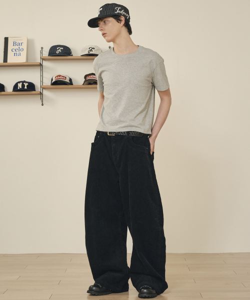 TAKEASY(テイクイージー)の「コーデュロイカーブドJパンツ(ブラック)(その他パンツ・メンズ・その他・SMALL/MEDIUM/LARGE/X-LARGE)」の7枚目の写真