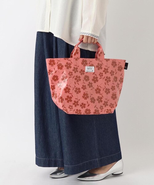 one'sterrace(ワンズテラス)の「ROOTOTE ルートート デリラミネート V(トートバッグ・レディース・ピンク系9/アイボリー系8/ブラック系8・99)」の19枚目の写真
