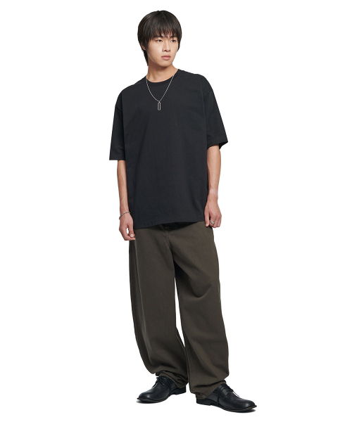 NOMANUAL(NOMANUAL)の「WAVE CURVED COTTON PANTS - CHARCOAL(その他パンツ・レディース・その他・SMALL/MEDIUM/LARGE/X-LARGE)」の3枚目の写真