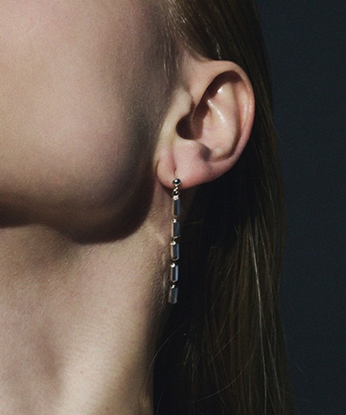 quip queint(クイップクエイント)の「【quip queint】bandle pierce/バンドル ピアス QU253(ピアス(両耳用)・レディース・シルバー・FREE)」の1枚目の写真