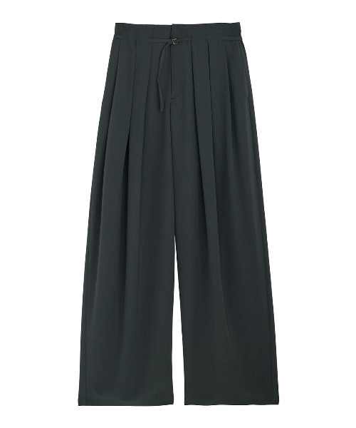 Ameri（アメリ）の「MULTI TUCK NARROW BELT PANTS（スラックス・レディース・スミクロ/オフホワイト/イエロー/インディゴブルー・X-SMALL/MEDIUM/SMALL）」の19枚目の写真