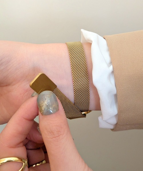 styiro(スタイロ)の「styiro リングトップスクエアウォッチ / レディース腕時計 メッシュベルト 小さめ 上品 ゴールド シルバー(アナログ腕時計・レディース・ゴールド/シルバー・FREE)」の11枚目の写真