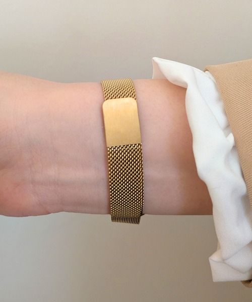 styiro(スタイロ)の「styiro リングトップスクエアウォッチ / レディース腕時計 メッシュベルト 小さめ 上品 ゴールド シルバー(アナログ腕時計・レディース・ゴールド/シルバー・FREE)」の12枚目の写真