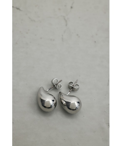 STYLEMIXER(スタイルミキサー)の「ドロップモチーフピアス(ピアス(両耳用)・レディース・シルバー/ゴールド・FREE)」の7枚目の写真