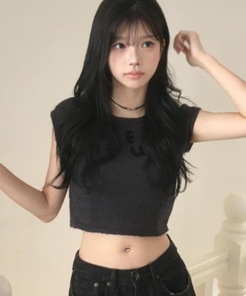 semplice(センプリチェ)の「Tシャツ【韓国ファッション】(Tシャツ/カットソー・レディース・ベージュ/ライトグレー/ライトブルー/ダークグレー・F)」の17枚目の写真