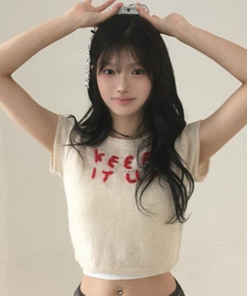 semplice(センプリチェ)の「Tシャツ【韓国ファッション】(Tシャツ/カットソー・レディース・ベージュ/ライトグレー/ライトブルー/ダークグレー・F)」の13枚目の写真