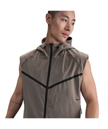 NIKE（ナイキ）の「NIKE/ナイキ ﾃｯｸ ｳｰｳﾞﾝ ﾍﾞｽﾄ（その他アウター）」