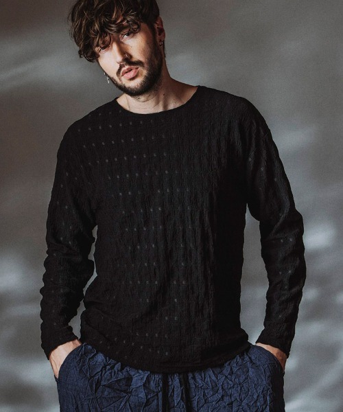 NO ID.(ノーアイディ)の「mlt5655- シュリンクBIG-PO カットソー(458006-464T)(Tシャツ/カットソー・メンズ・ホワイト/ブラック・ONE SIZE)」の2枚目の写真