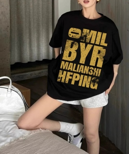 SEU(エスイーユー)の「ヴィンテージロゴプリント オーバーサイズTシャツ グラフィックプリントピグメントビッグロゴ オーバーサイズ ロックTシャツ(Tシャツ/カットソー・レディース・ネイビー/チャコール/ブラック/ホワイト/ライトグレー・フリー)」の9枚目の写真