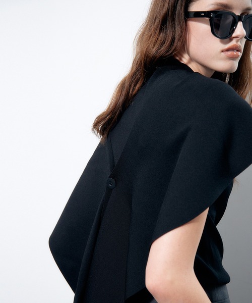 LE CIEL BLEU（ルシェルブルー）の「デタッチャブルケープニットトップ / Detachable Cape Knit Top（ニット/セーター・レディース・ブラウン/オフホワイト/ブラック・36）」の8枚目の写真