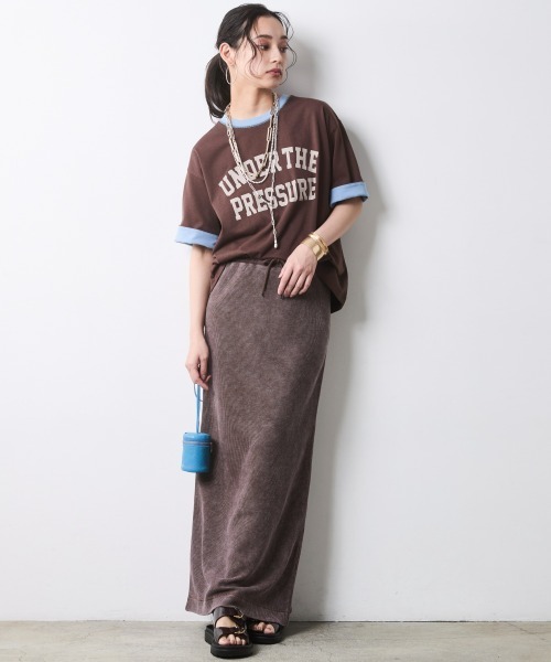 CHIC STYLE(シックスタイル)の「綿100%バイカラーロゴプリントTシャツ<大きいサイズ有>シックスタイル(Tシャツ/カットソー・レディース・モカ/キャメル・M/L/LL/3L/4L/5L)」の7枚目の写真