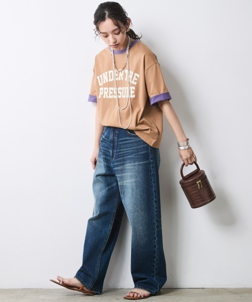 CHIC STYLE(シックスタイル)の「綿100%バイカラーロゴプリントTシャツ<大きいサイズ有>シックスタイル(Tシャツ/カットソー・レディース・モカ/キャメル・M/L/LL/3L/4L/5L)」の19枚目の写真