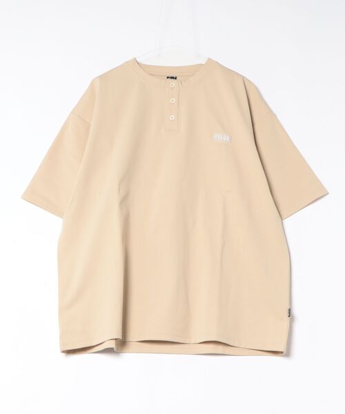 POLeR(ポーラー)の「【ムラサキスポーツ限定】POLER/ポーラー 半袖 Tシャツ 水陸両用 FURRY FONT DRY HENLEY TEE 269MCV0037(Tシャツ/カットソー・メンズ・ベージュ/チャコール/ブラック・M/XL/L)」の19枚目の写真