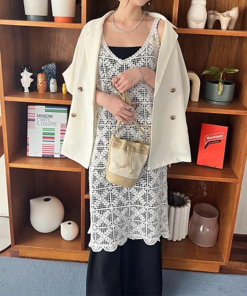 Rejoule(リジュール)の「フラワーモチーフ かぎ編み クロシェ編み ロングキャミワンピース(ワンピース・レディース・ベージュ/ホワイト・FREE)」の7枚目の写真