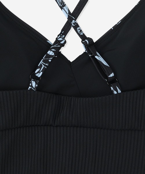 Hurley （ハーレー）の「【Hurley:ハーレー】レディーススイムウェアトップス　水着　取り外し可能パッド付　RIB SWITCHING SWIMWEAR TOP（水着・レディース・カーキブラウン/ブラック/ブルーグレー/ブラック系その他・LARGE/MEDIUM/SMALL）」の10枚目の写真