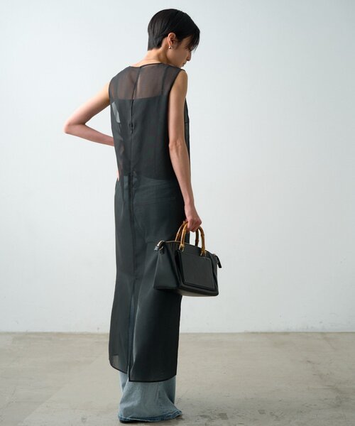 LOUNGEDRESS(ラウンジドレス)の「【JAPAN MADE】シアーノースリワンピース(ワンピース・レディース・ブラウン/ブラック・FREE)」の6枚目の写真