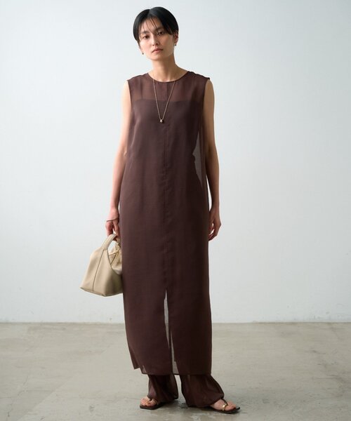LOUNGEDRESS(ラウンジドレス)の「【JAPAN MADE】シアーノースリワンピース(ワンピース・レディース・ブラウン/ブラック・FREE)」の8枚目の写真