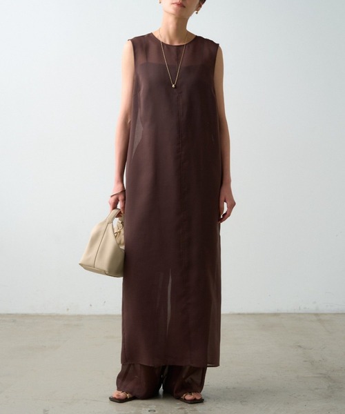 LOUNGEDRESS(ラウンジドレス)の「【JAPAN MADE】シアーノースリワンピース(ワンピース・レディース・ブラウン/ブラック・FREE)」の1枚目の写真