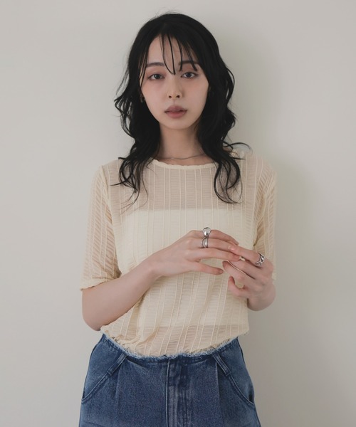 LIAN(リアン)の「シアーシャーリングトップス(Tシャツ/カットソー・レディース・ブラウン/ブラック/アイボリー・FREE)」の1枚目の写真