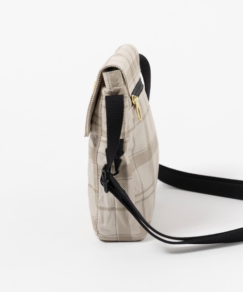 Barbour(バブアー)の「【Barbour】barbour transport crossbody bag(ショルダーバッグ・メンズ・ホワイト/ネイビー/グリーン系1・FREE)」の4枚目の写真