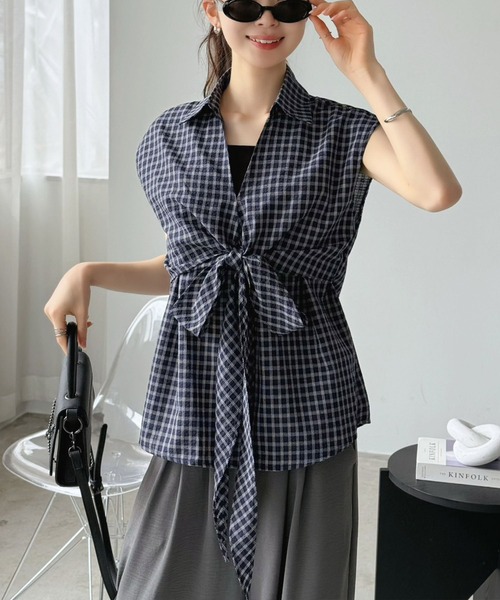 Jewelobe(ジュエローブ)の「カシュクール風チェックリボンブラウス(シャツ/ブラウス・レディース・オフホワイト/ネイビー・FREE)」の7枚目の写真