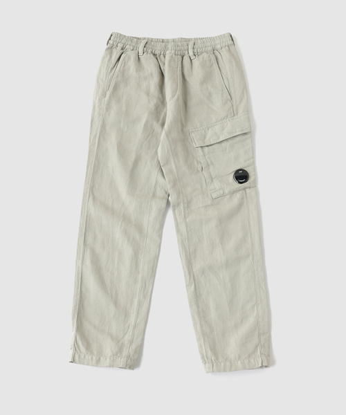 C.P. COMPANY(シーピーカンパニー)の「C.P.Company / シーピーカンパニー PT CARGO PANT IN COTTON/LINEN(カーゴパンツ・メンズ・ホワイト/ブラック/グレー・48/46/44)」の1枚目の写真