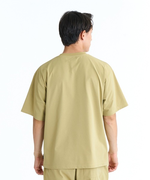 REEF(リーフ)の「REEF 1POINT LOGO RASH SS T ラッシュTシャツ / 別売りセットアップ対応【2026年春夏モデル】/リーフ水陸両用uvカットストレッチラッシュTシャツ(Tシャツ/カットソー・メンズ・ホワイト/ブラック/カーキ・MEDIUM/X-LARGE/LARGE/SMALL)」の10枚目の写真