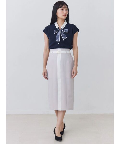 TONAL(トーナル)の「スカーフタイドッキングノースリブラウス(シャツ/ブラウス・レディース・ベージュ/ネイビー/オフホワイト/ピンク・MEDIUM)」の15枚目の写真