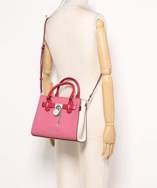 MICHAEL KORS(マイケルコース)の「LANDON サッチェル スモール(ハンドバッグ・レディース・ピンク系その他・FREE)」の2枚目の写真