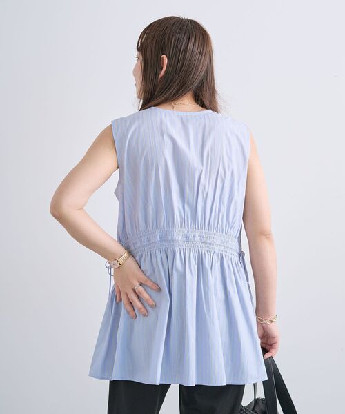 Green Parks(グリーンパークス)の「ウエストシャーリングブラウス(シャツ/ブラウス・レディース・グレー/サックスブルー/ホワイト・FREE)」の9枚目の写真