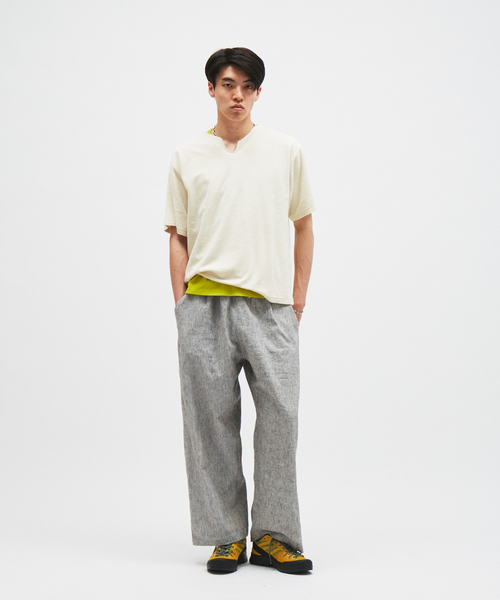 JOURNAL STANDARD（ジャーナルスタンダード）の「パイル キーネック Tシャツ（Tシャツ/カットソー・メンズ・ブラック系その他/ホワイト×ホワイト/ベージュ/オレンジ・MEDIUM/LARGE）」の5枚目の写真