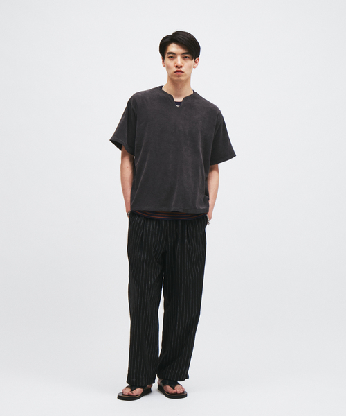 JOURNAL STANDARD（ジャーナルスタンダード）の「パイル キーネック Tシャツ（Tシャツ/カットソー・メンズ・ブラック系その他/ホワイト×ホワイト/ベージュ/オレンジ・MEDIUM/LARGE）」の17枚目の写真