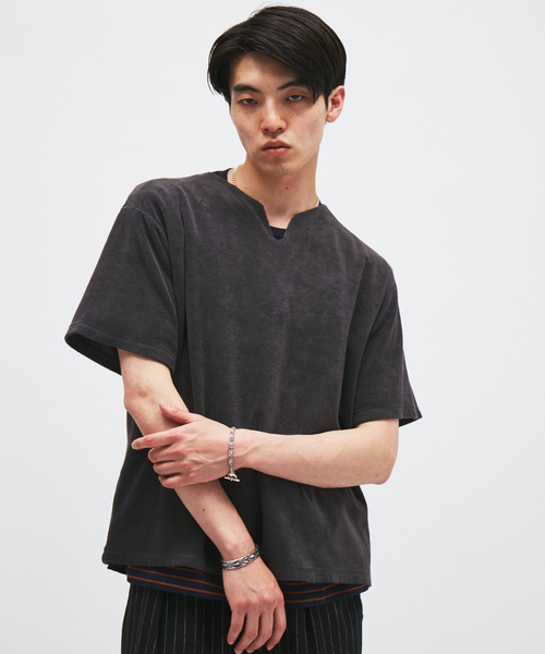 JOURNAL STANDARD（ジャーナルスタンダード）の「パイル キーネック Tシャツ（Tシャツ/カットソー・メンズ・ブラック系その他/ホワイト×ホワイト/ベージュ/オレンジ・MEDIUM/LARGE）」の20枚目の写真