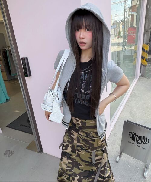 LUVISTRUE（ラヴイズトゥルー）の「SY ROSE BELT SHOULDER BAG(WHITE)（ショルダーバッグ・レディース・その他・FREE）」の2枚目の写真