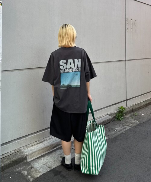 CIAOPANIC TYPY(チャオパニックティピー)の「【ユニセックス】フォトロゴTEE(Tシャツ/カットソー・レディース・ホワイト/チャコールグレー/グレー・LARGE/MEDIUM)」の11枚目の写真