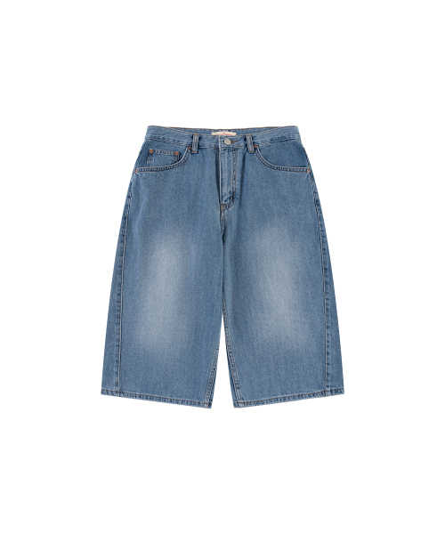 VANONE ATELIER(バノンアトリエ)の「P3320 バミューダデニムパンツ_Medium blue(その他パンツ・レディース・ブルー・LARGE/MEDIUM/SMALL)」の2枚目の写真