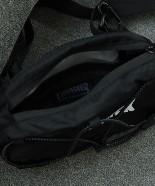 THRASHER(スラッシャー)の「THRASHER ボトルホルダー付き ボディバッグ ウエストバッグ BAG 男女兼用(ボディバッグ/ウエストポーチ・メンズ・ブラック・FREE)」の13枚目の写真